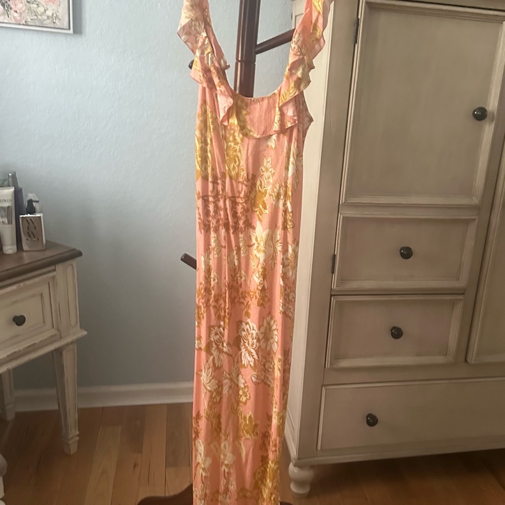 Almost new Free People peach/yellow long feminine dress.